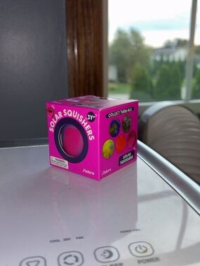 J’adore Solar Squishers in Pink NWT